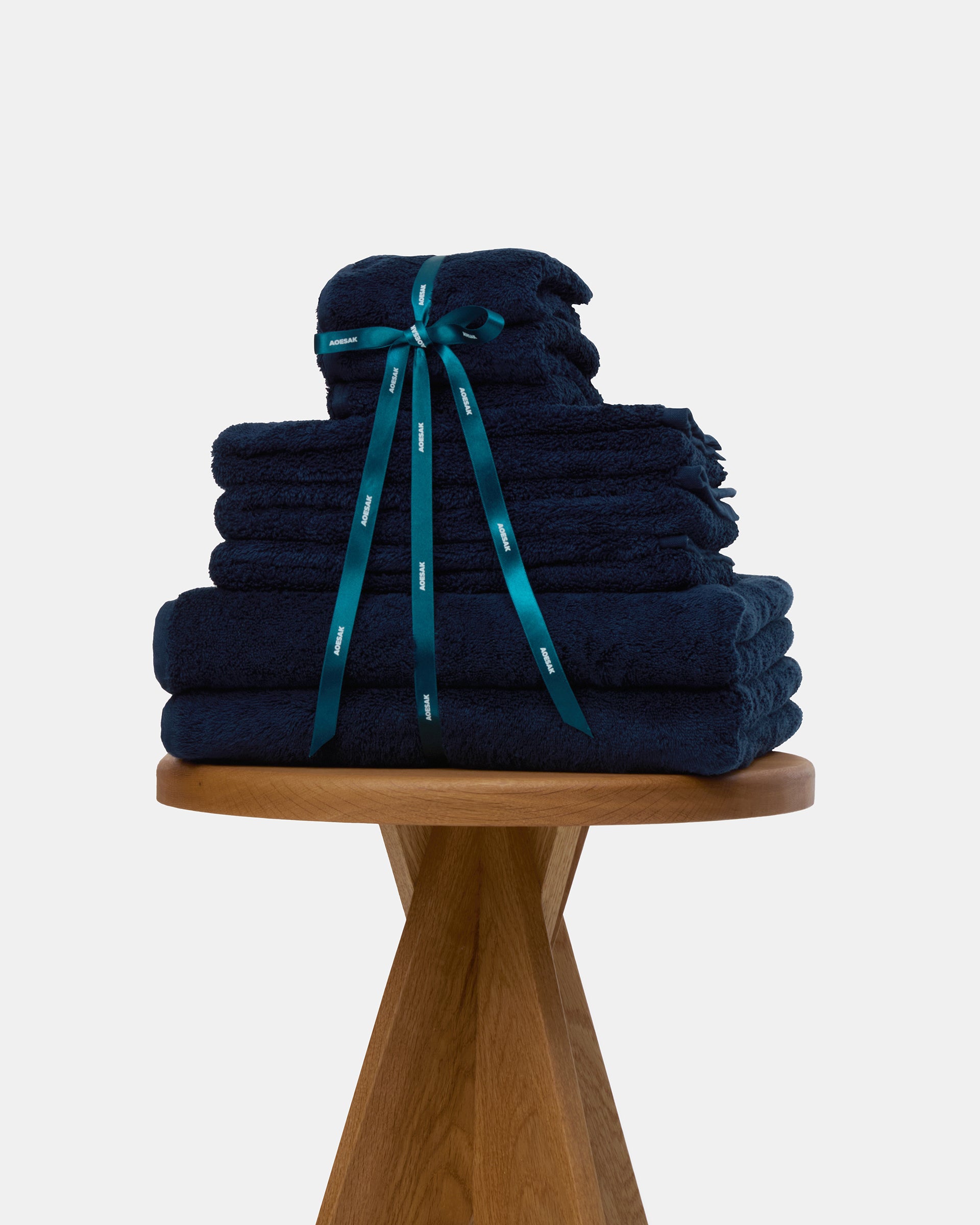 Towel (L)