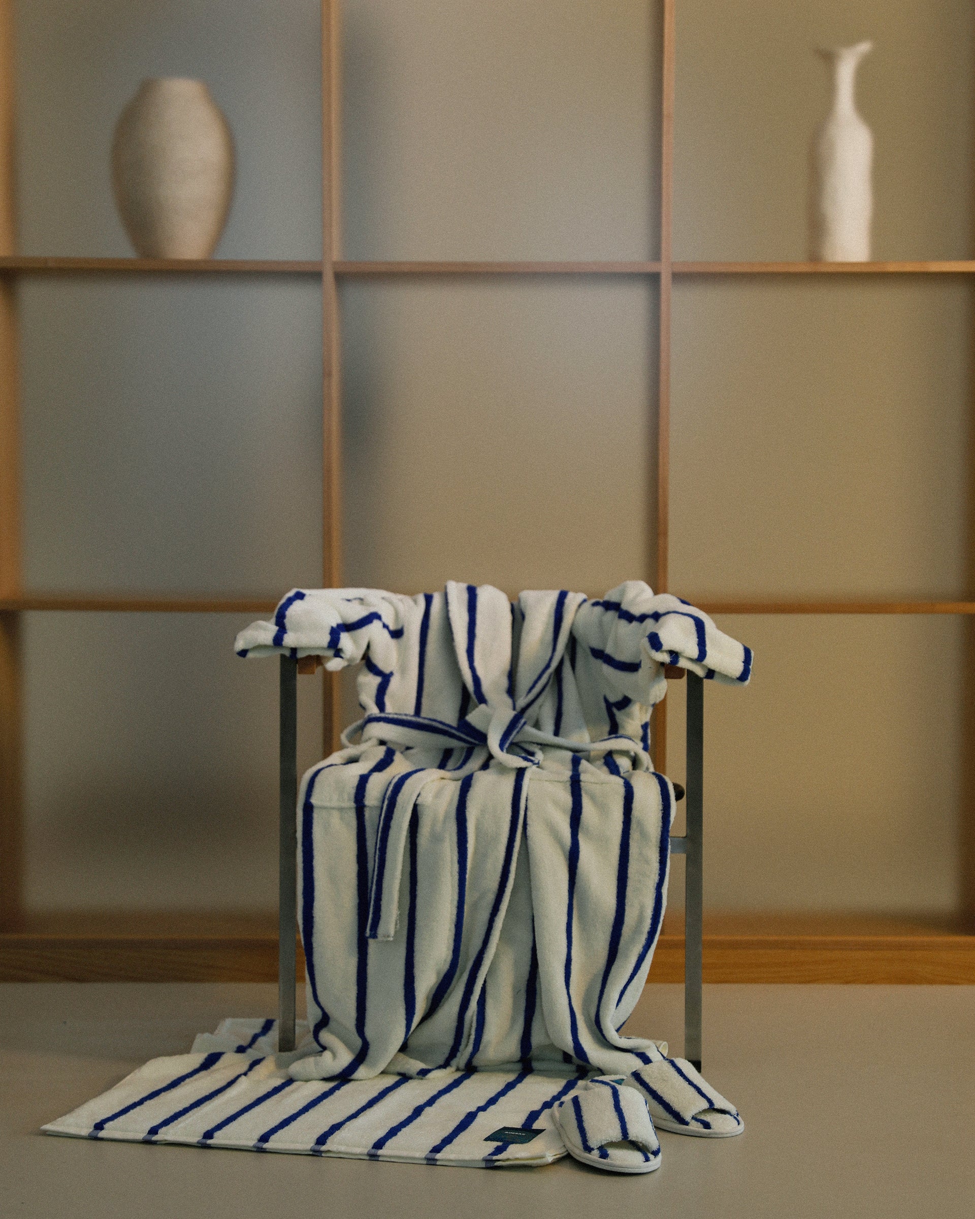 Atra Robe